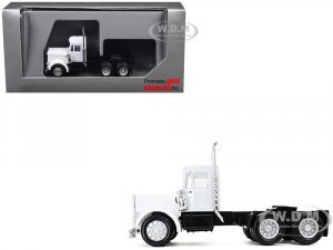 Peterbilt Short Day Cab White (HO) Plastic