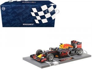 Red Bull Racing RB12 #3 Daniel Ricciardo TAG HEUER Formula One F1 Spanish GP (2016) with Driver