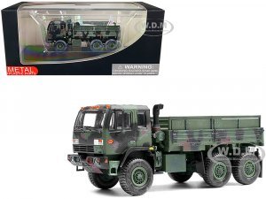 M1083 MTV (Medium Tactical Vehicle) Standard Cargo Truck NATO Camouflage US Army Armor Premium Series 1/72