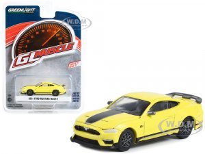 2021 Ford Mustang Mach 1 Grabber Yellow with Black Stripes Greenlight Muscle Series 27