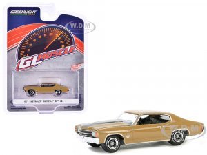 1971 Chevrolet Chevelle SS 454 Placer Gold Metallic with Black Hood Stripes GreenLight Muscle Series 28