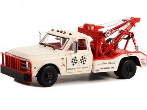 1967 Chevrolet C-30 Dually Wrecker Red and Cream 51st Annual Indianapolis 500 Mile Race Official Truck Courtesy of Ernest Holmes Co. Chattanooga Tennessee
