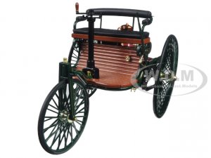 1886 Benz Patent Motorwagen Green