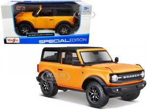 2021 Ford Bronco Badlands Orange Metallic with Black Top Special Edition