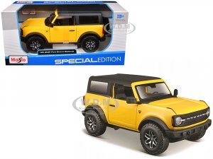 2021 Ford Bronco Badlands Yellow with Black Top Special Edition