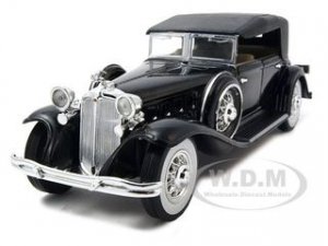 1932 Chrysler Lebaron Black