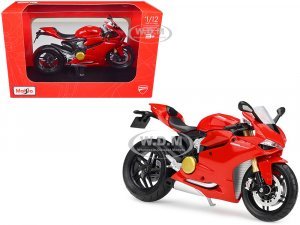 Ducati 1199 Panigale Red with Stand