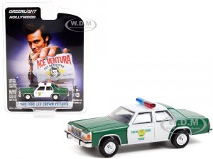 1983 Ford LTD Crown Victoria Green and White Miami-Dade Police Department Ace Ventura: Pet Detective (1994) Movie Hollywood Series Release 33