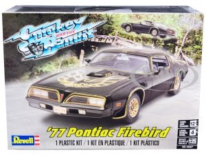 Level 4 Model Kit 1977 Pontiac Firebird Smokey and the Bandit (1977) Movie 1/25 Scale Model by Revell