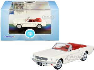 1965 Ford Mustang Convertible Wimbledon White (Goldfinger) with Red Interior  (HO) Scale