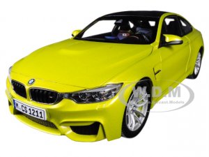 PARAGON 97103 BMW M4 COUPE 1/18 DIECAST MODEL CAR AUSTIN YELLOW with CARBON TOP 