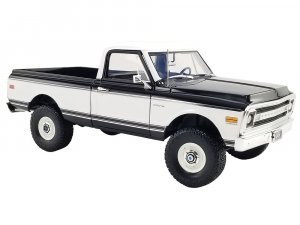 1969 Chevrolet K10 4x4 Pickup Truck Black and White