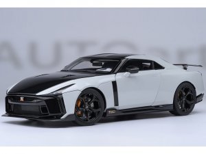 Nissan GT-R50 By ItalDesign Black and White Metallic