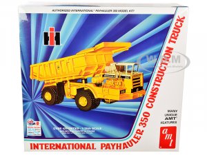 International Payhauler 350 Construction Dump Truck 1/25 Scale Model by AMT