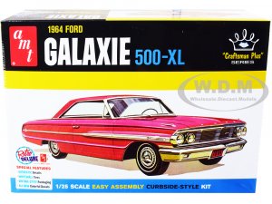 1964 Ford Galaxie 500-XL Craftsman Plus Series 1/25 Scale Model by AMT