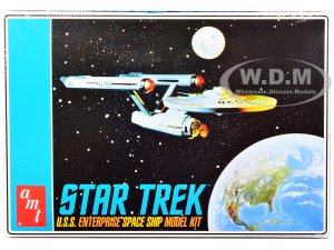 U.S.S. Enterprise NCC-1701 Space Ship Star Trek 1/650 Scale Model by AMT