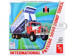 International PayStar 5000 Dump Truck 1/25 Scale Model by AMT