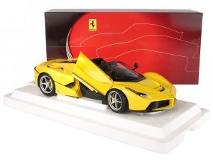 Ferrari LaFerrari Aperta Giallo Tristrato Yellow with DISPLAY CASE