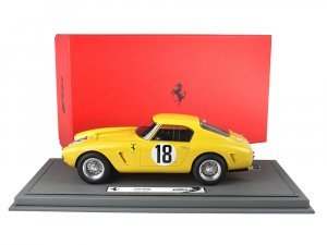 Ferrari 250 SWB #18 George Arents - Alan Connell 24 Hours of Le Mans (1960) with DISPLAY CASE