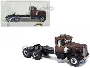 1955 Peterbilt 281 Truck Tractor Rusted  (HO) Scale