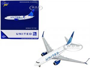 Boeing 737-700 Commercial Aircraft United Airlines White with Blue
