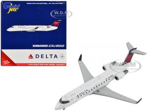 Bombardier CRJ200 Commercial Aircraft Delta Connection (N685BR) White with Red and Blue Tail 1 400