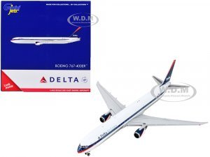 Boeing 767-400ER Commercial Aircraft Delta Airlines - Interim Livery White with Blue Stripes