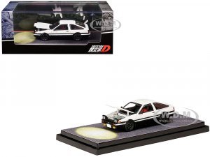 Toyota Sprinter Trueno (AE86) RHD (Right Hand Drive) White and Black Engine Mounted Model VS Wataru Akiyama Initial D (1995-2013) Manga