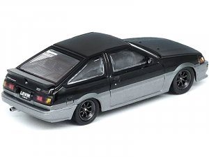Toyota Corolla Levin AE86 Black and Gray With Extra Wheels