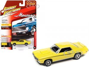 1969 Mercury Cougar Eliminator Yellow with Black Stripes Classic Gold Collection Series