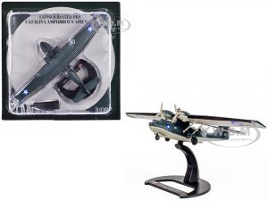 Consolidated PBY-5A Catalina Aircraft Commander John S. McCain South Pacific Force Henderson Field Guadalcanal Island United States Navy (1942) Planes of World War II Series 1/144