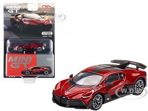 Bugatti Divo Red Metallic and Carbon