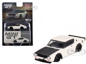 Nissan Skyline Kenmeri Liberty Walk RHD (Right Hand Drive) White with Matt Black Hood