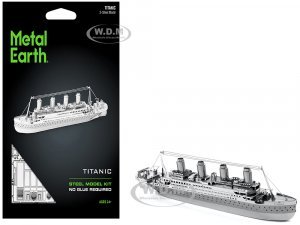 Model Kit Titanic Ship (Moderate Difficulty) Steel Model by Metal Earth
