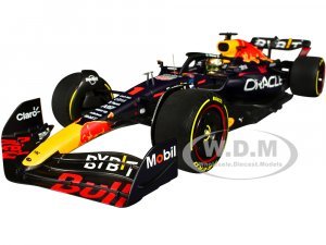 Red Bull Racing RB18 #1 Max Verstappen Oracle Winner F1 Formula One Abu Dhabi GP (2022) with Driver