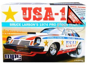 1974 Chevrolet Vega Pro Stock Bruce Larson USA-1 Legends of the Quarter Mile 1/25 Scale Model by MPC