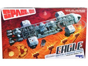 Eagle Spacecraft with Cargo Pod 2nd Edition Space: 1999 (1975-1977) TV Series 1/48 Scale Model by MPC