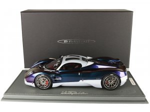 Pagani Utopia Chameleon Metallic and Silver Metallic with DISPLAY CASE