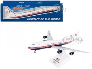 Boeing 747-8i (VC-25B) Commercial Aircraft Air Force One - United States of America (30000) White with Red and Blue Stripes (Snap-Fit) Plastic Model by Skymarks
