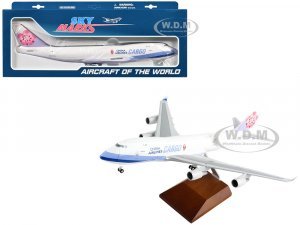 Boeing 747-400F Commercial Aircraft with Landing Gear China Airlines Cargo (B-18701) White with Purple Stripes (Snap-Fit) Plastic Model by Skymarks