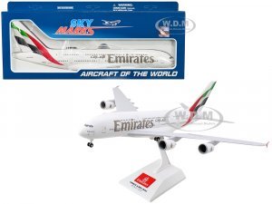 Airbus A380-800 Commercial Aircraft with Landing Gear Emirates Airlines (A6-EOG) White with Tail Graphics (Snap-Fit) Plastic Model by Skymarks