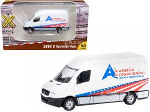 1990 Mercedes Benz Sprinter Van White Air America Air Conditioning Heating & Refrigeration LLC TraxSide Collection  (HO) Scale