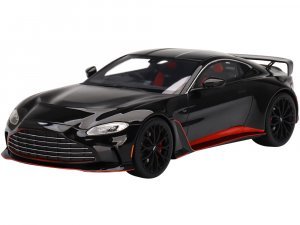 Aston Martin V12 Vantage Jet Black